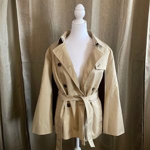 Gorgeous like new Banana Republic trench coat